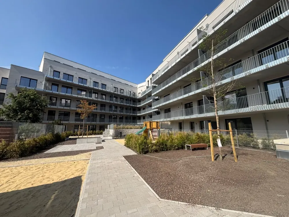 شقق جديدة حصرية في شارع Schweinauer Hauptstraße, مع مطبخ مجهز وموقف سيارات