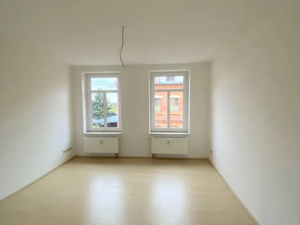 Cozy 2-Room Apartment on the Ground Floor with Kitchen and Bathroom with Shower in a Great Location!! WE 2