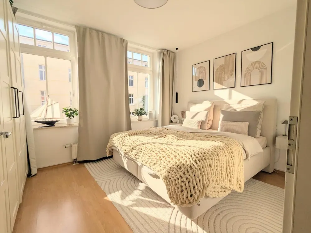 Sublet: Bright 3-Room Apartment in the KTV