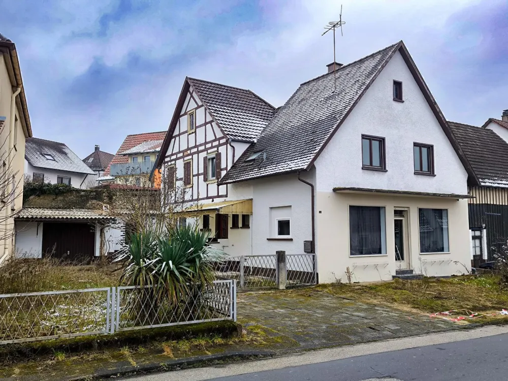 Newly Renovated Apartment in Malsch with Shared Garden Use
