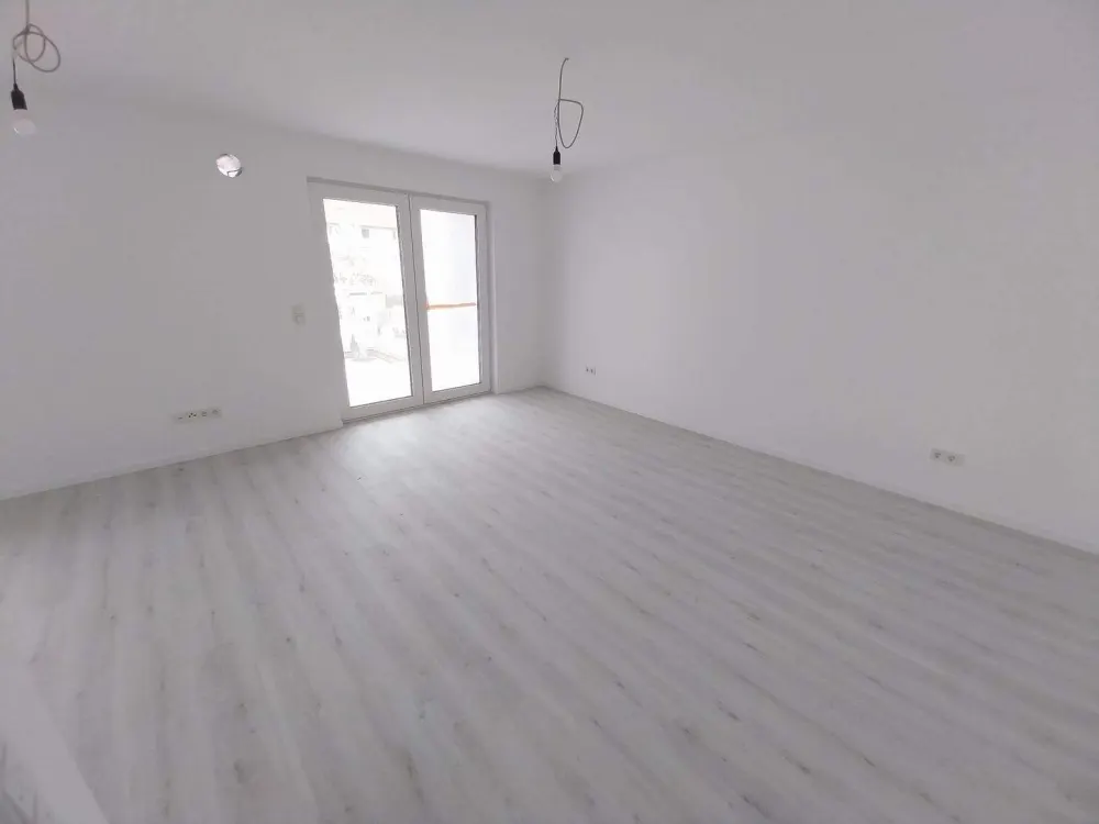 Saarbrücken -Bübingen, First occupancy after complete renovation: still 3 beautiful, bright, modern 3-room apartments with balcony