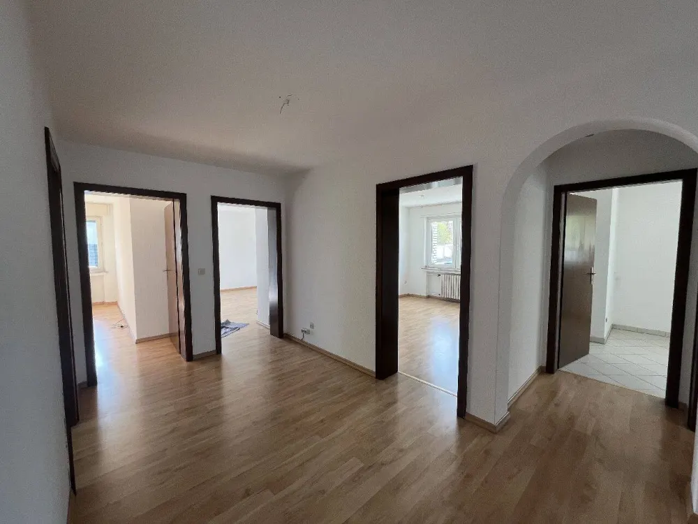 3.5 Rooms, 93 m² Upper Floor Apartment, in PB -Beautiful View-