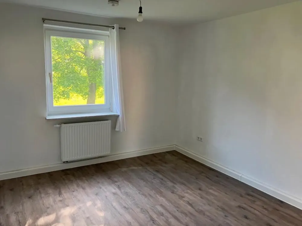 Practical 3-Room Apartment in a Good Residential Area