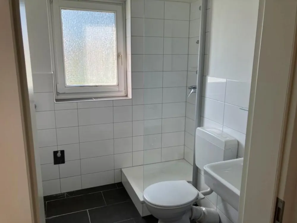 Practical 3-Room Apartment in a Good Residential Area