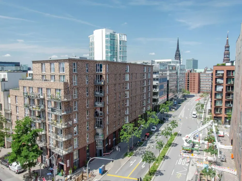 HafenCity - Skyline - Luxury - Architecture - Westfield - Community Spaces (Roof top, Gym, Café)