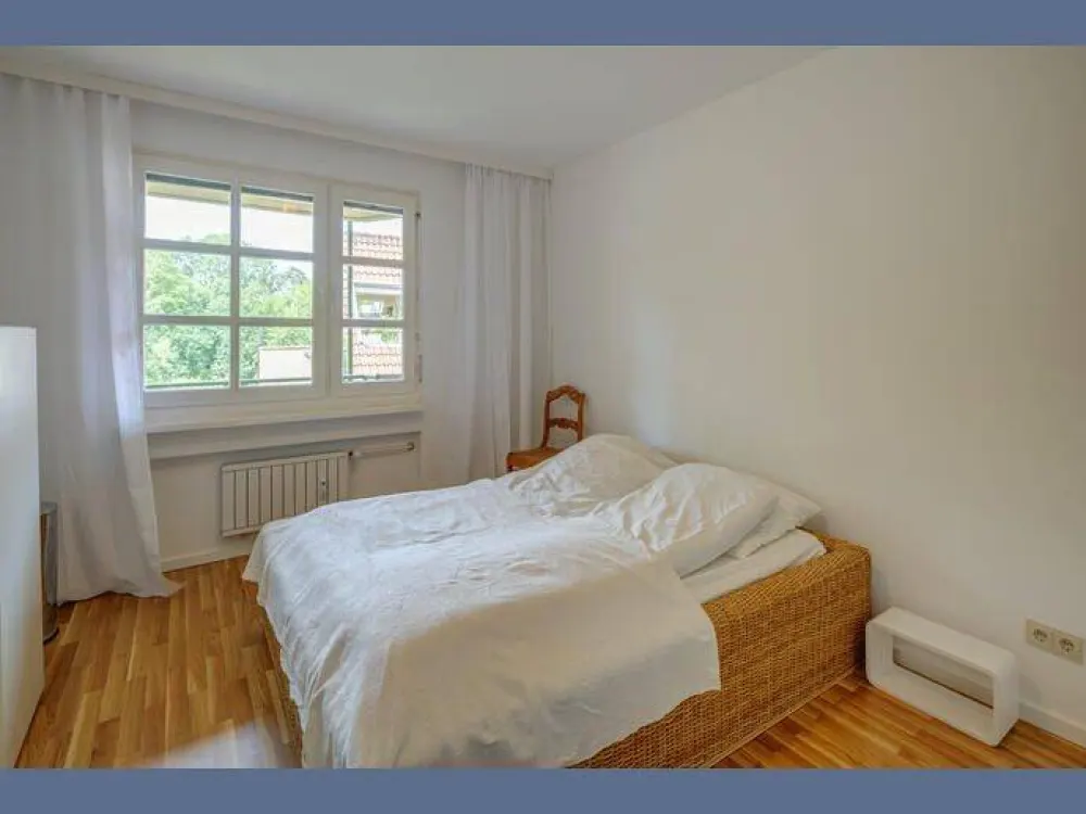 Furnished: Bright 2-Room Apartment in M-Thalkirchen