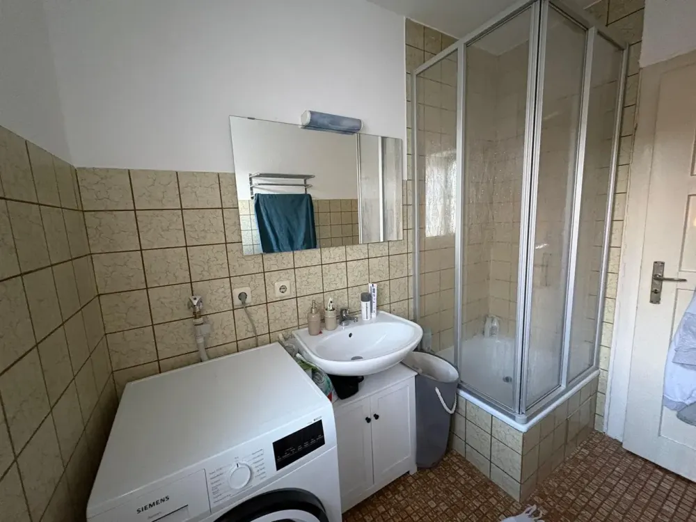 Private: 2-Room Attic Apartment in Stuttgart-Degerloch