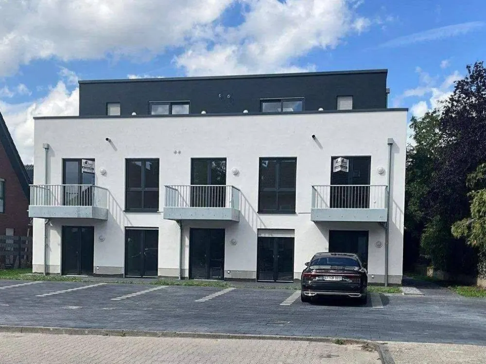 2 ZKB Neubauwohnung im 1.OG für Einzelperson oder Paar / keine WG
