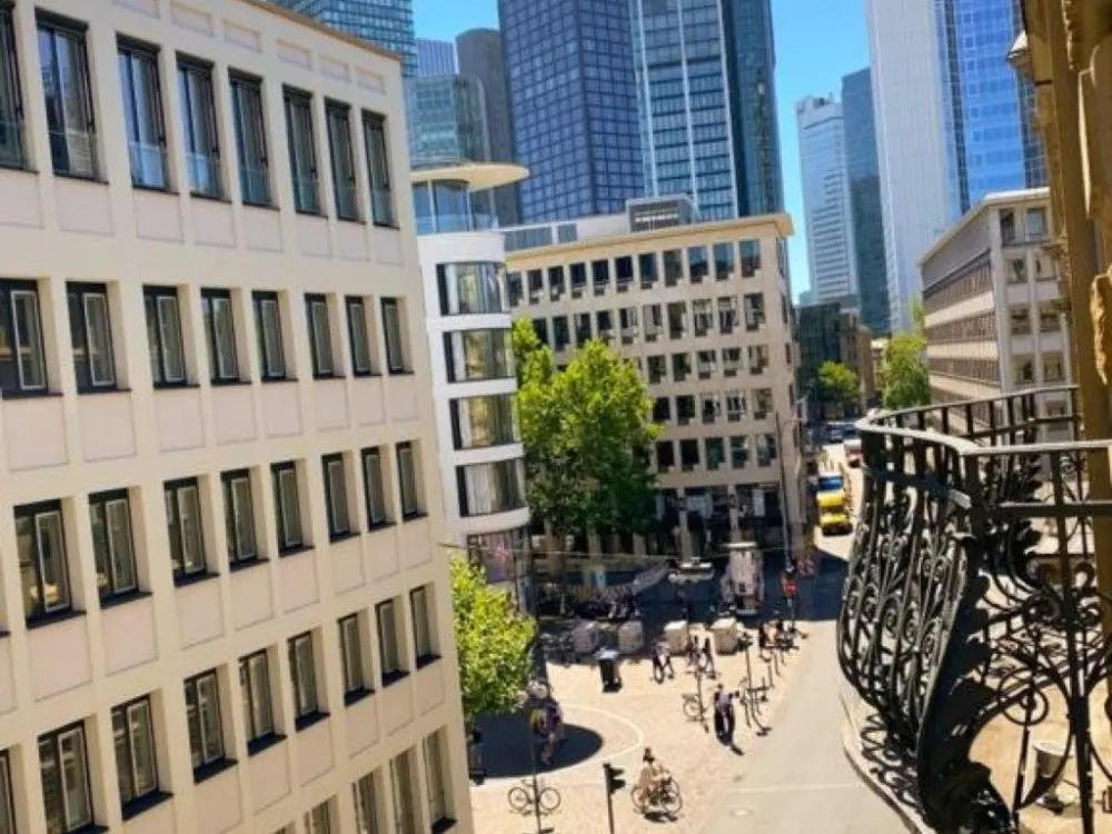 URBANELITE.COM // Directly at Opernplatz and Freßgass // No Deposit! (no security) // All-inclusive furnished luxury rooms in the heart of Frankfurt!!
