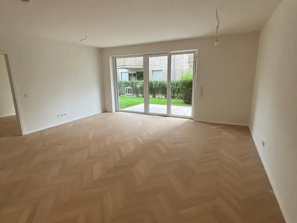 Von Privat - Ab Sofort - Erstbezug 2 Zimmern Gartenwohnung mit hochwertiger Küche