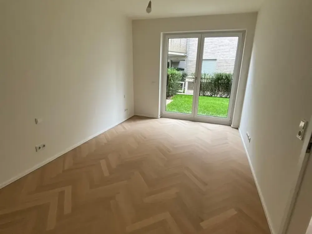 Von Privat - Ab Sofort - Erstbezug 2 Zimmern Gartenwohnung mit hochwertiger Küche