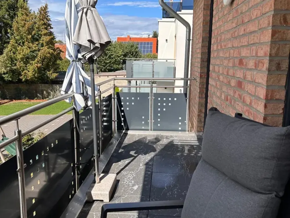 High-quality three-room apartment with balcony in Benhausen