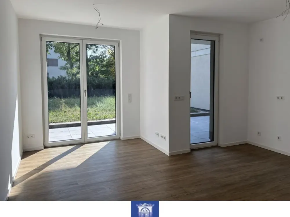 Quiet and Central Apartment with Terrace!