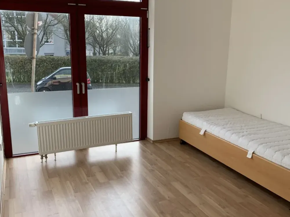 Exclusive 3-Room Ground Floor Apartment in Frankfurt am Main