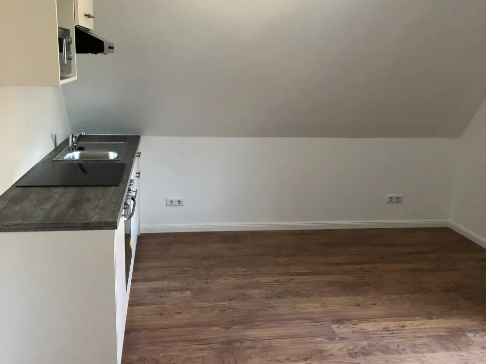Beautiful, Central Living in Niendorf in a 2-Room Apartment in a Multi-Family House