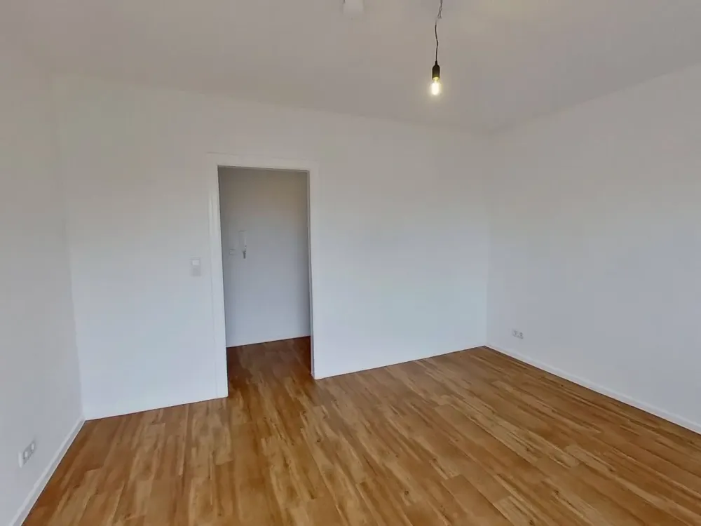 Sanierte 3-Zimmer-Wohnung mit BALKON in Bremen-Schwachhausen