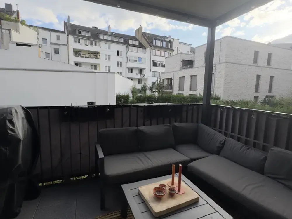 Bright & Modern 3-Room Apartment in Prime Location in Pempelfort