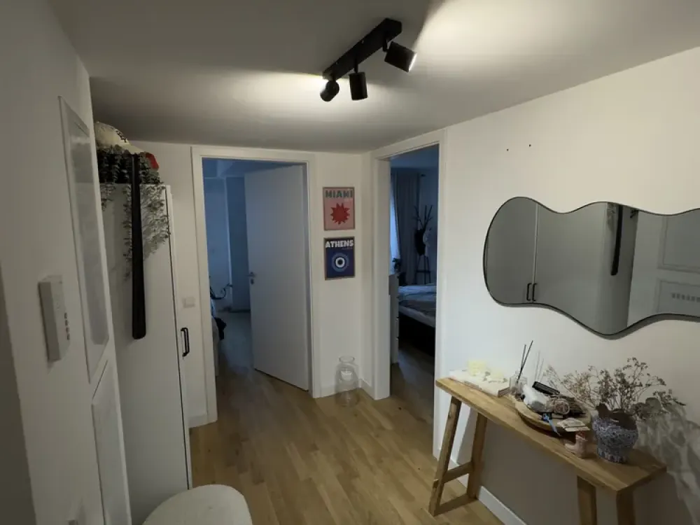 Bright & Modern 3-Room Apartment in Prime Location in Pempelfort
