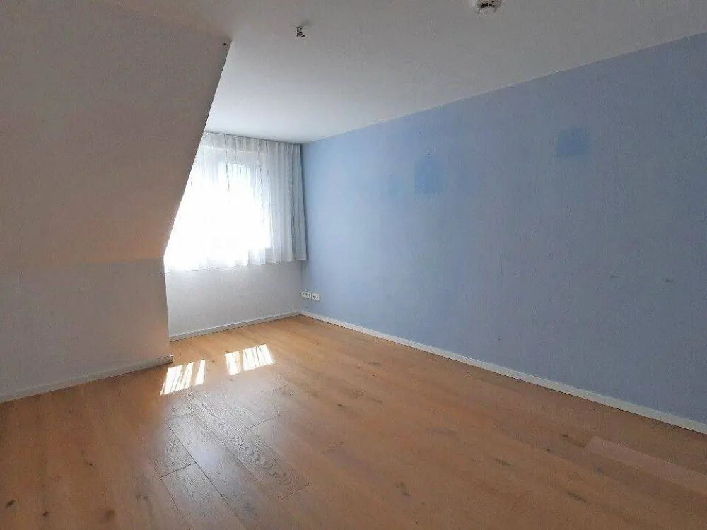 Exklusive 4,5-Zimmer-Maisonettewohnung mit vielen Extras!