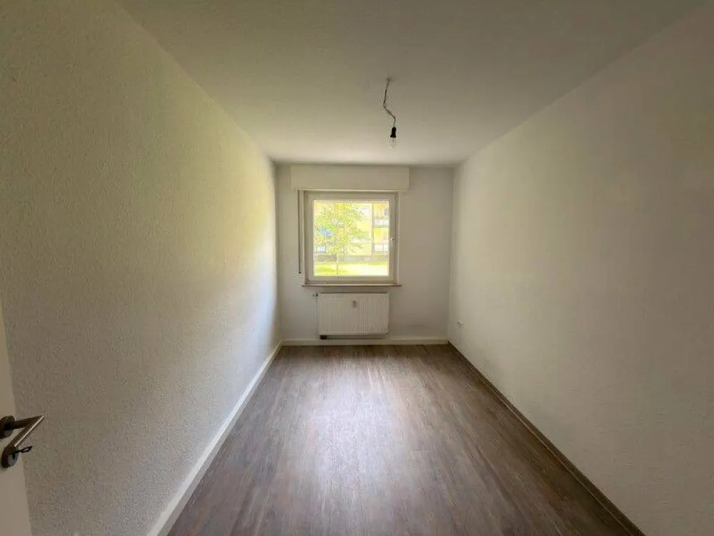 Come In and Feel Good: 3.5-Room City Apartment