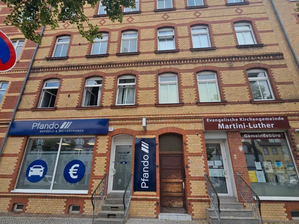 Spacious, Light-Flooded 4-Room Maisonette Apartment!