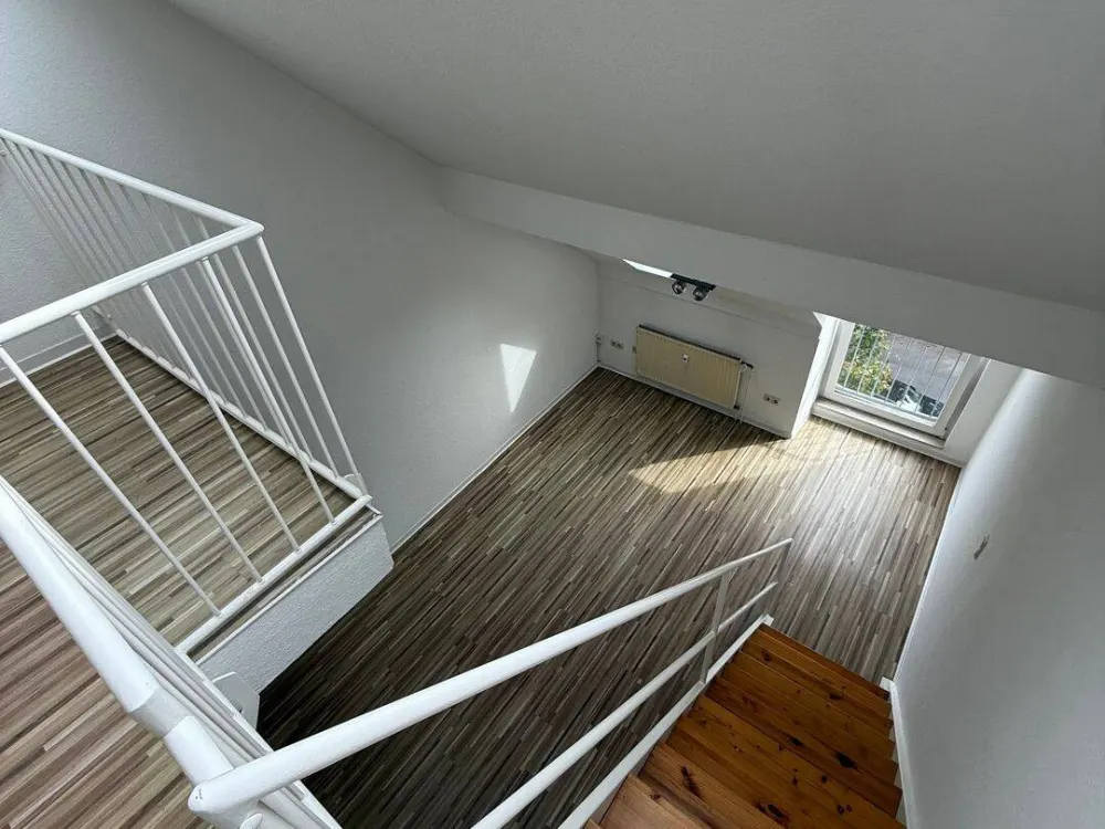 1-room maisonette, kitchenette, bathroom, near university