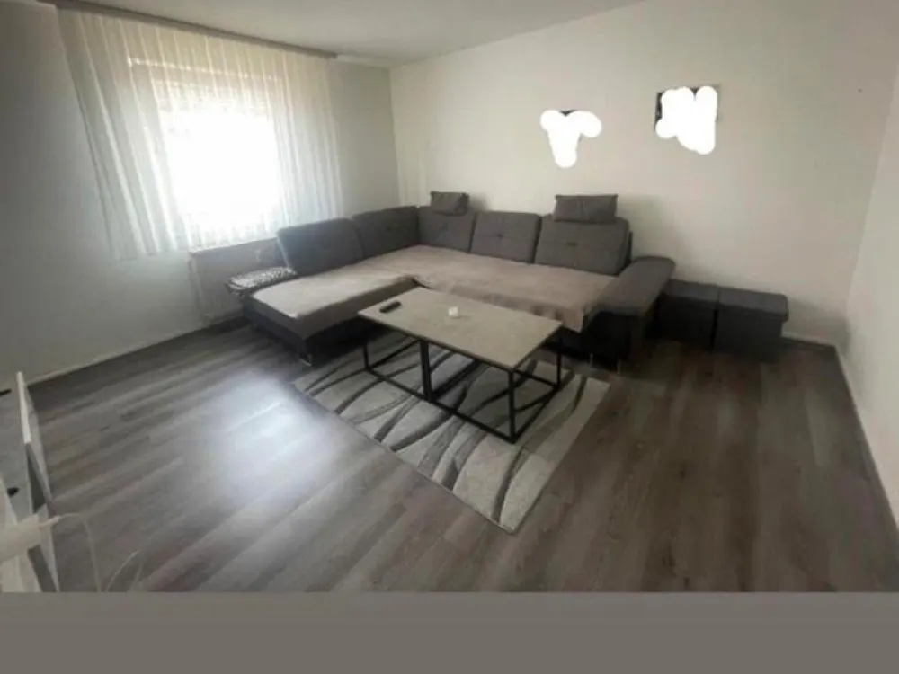 Successor Tenant Wanted! Preferably Trainees / Students