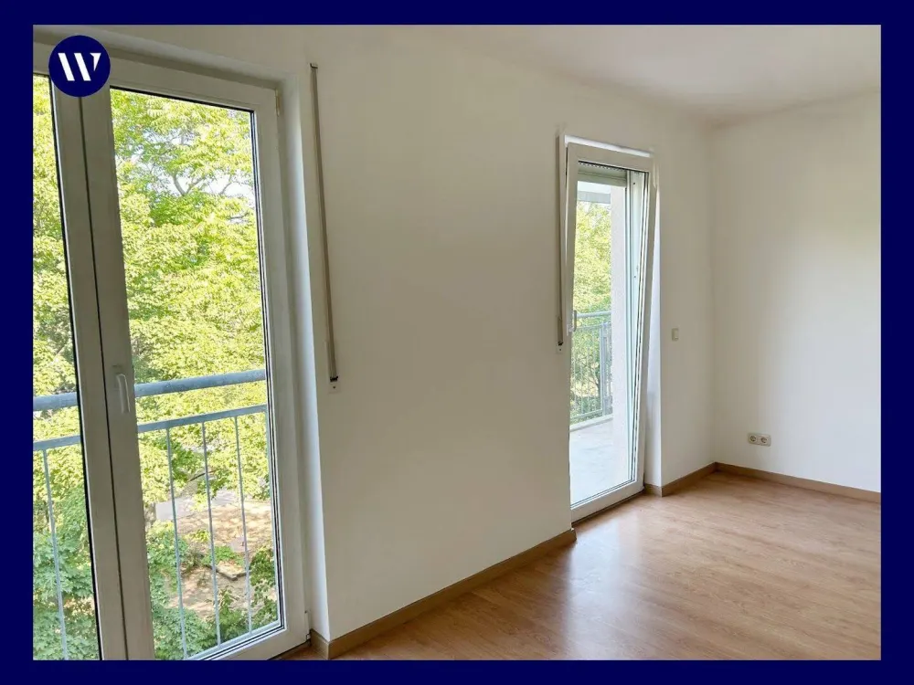 °Beautiful Living in Johannstadt° bright 2 rooms with balcony, renovated with laminate + bathtub + elevator