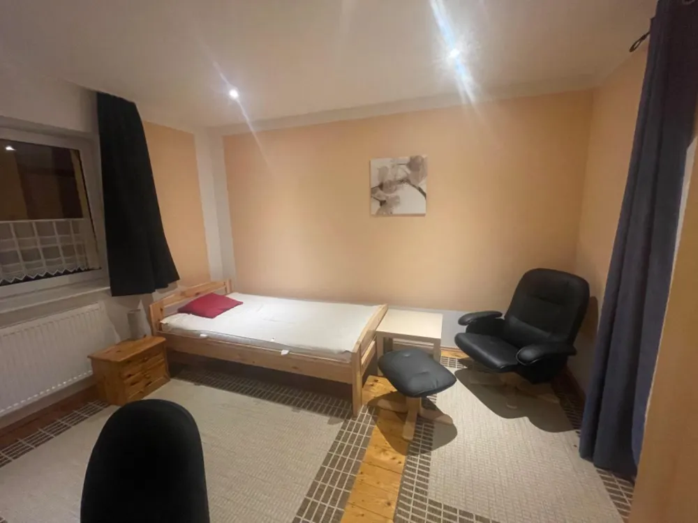 Fully Furnished Room for Weekend Commuters in Hanau/Großauheim