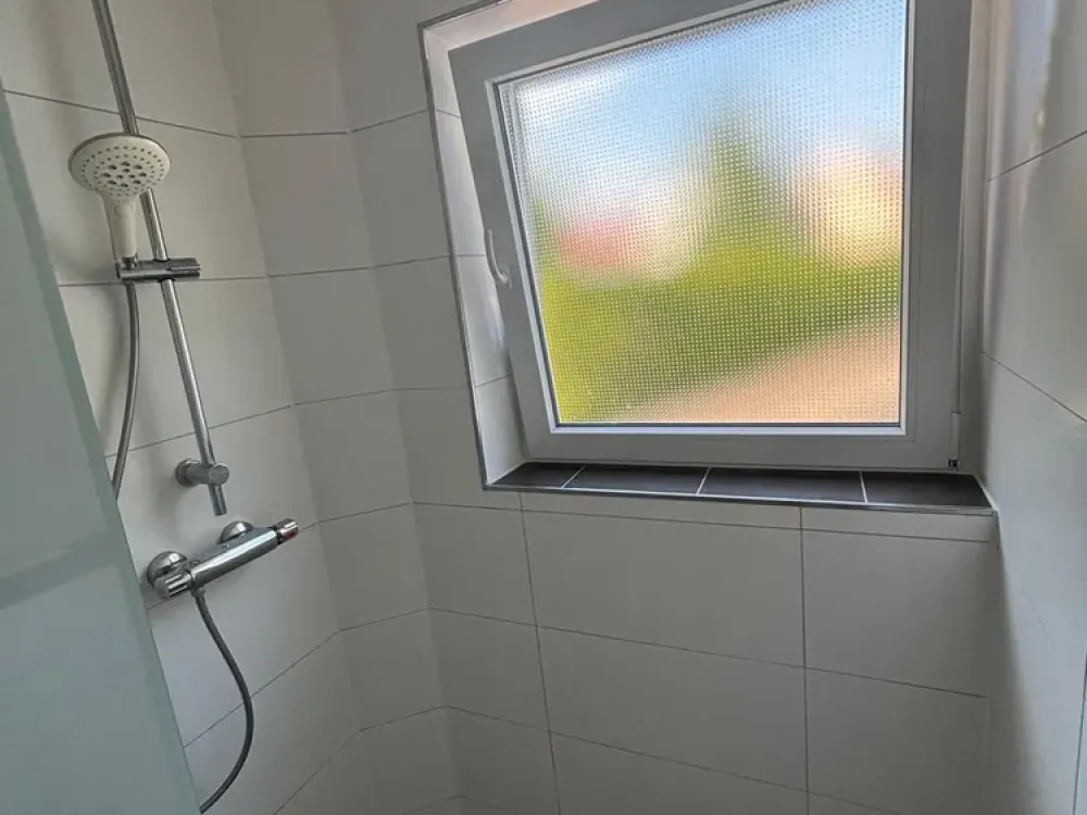 2,5- Zimmer-Wohnung im 3- Familienhaus