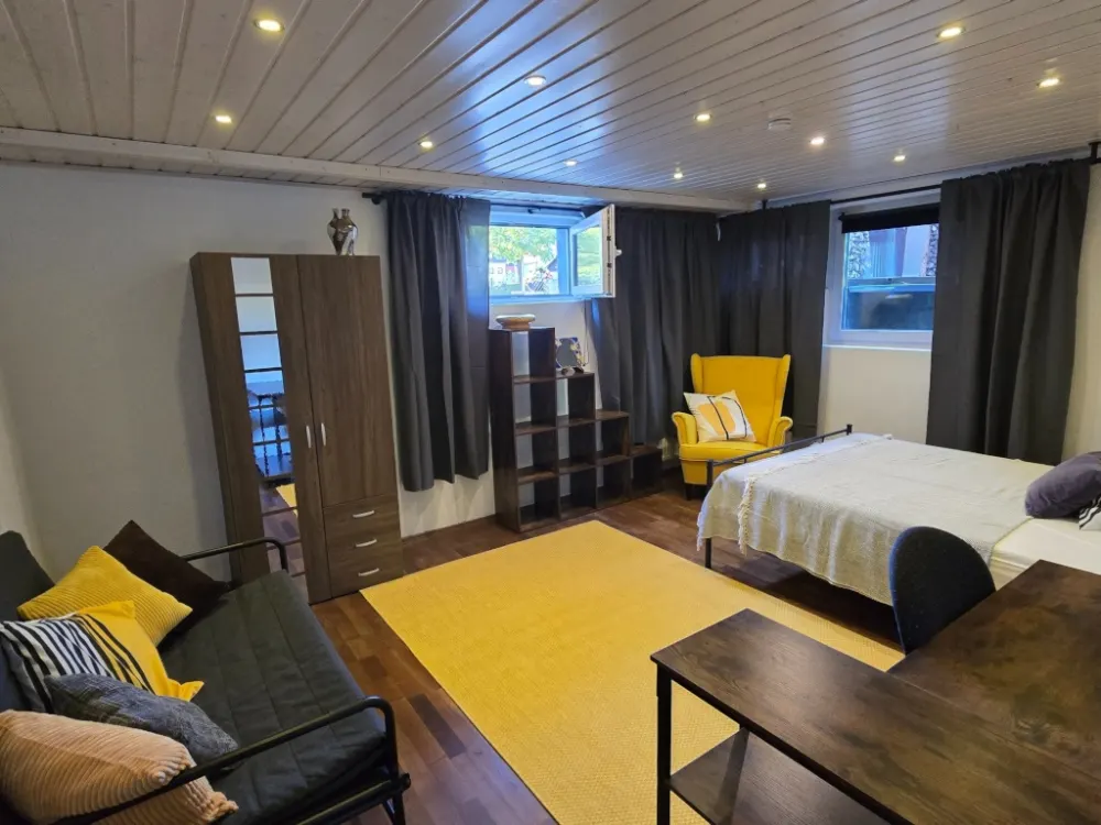 Stylishly Furnished Room in Comfortable 2-Person Shared Apartment | Friedrichshafen | Temporary Living 01.10.2026, 30.04.2027
