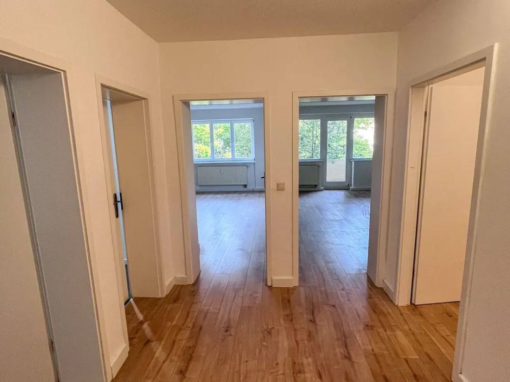 HIER IST VIEL PLATZ FÜR INDIVIDUALISTEN - 3-Zimmer-Wohnung mit Balkon am Hanseplatz