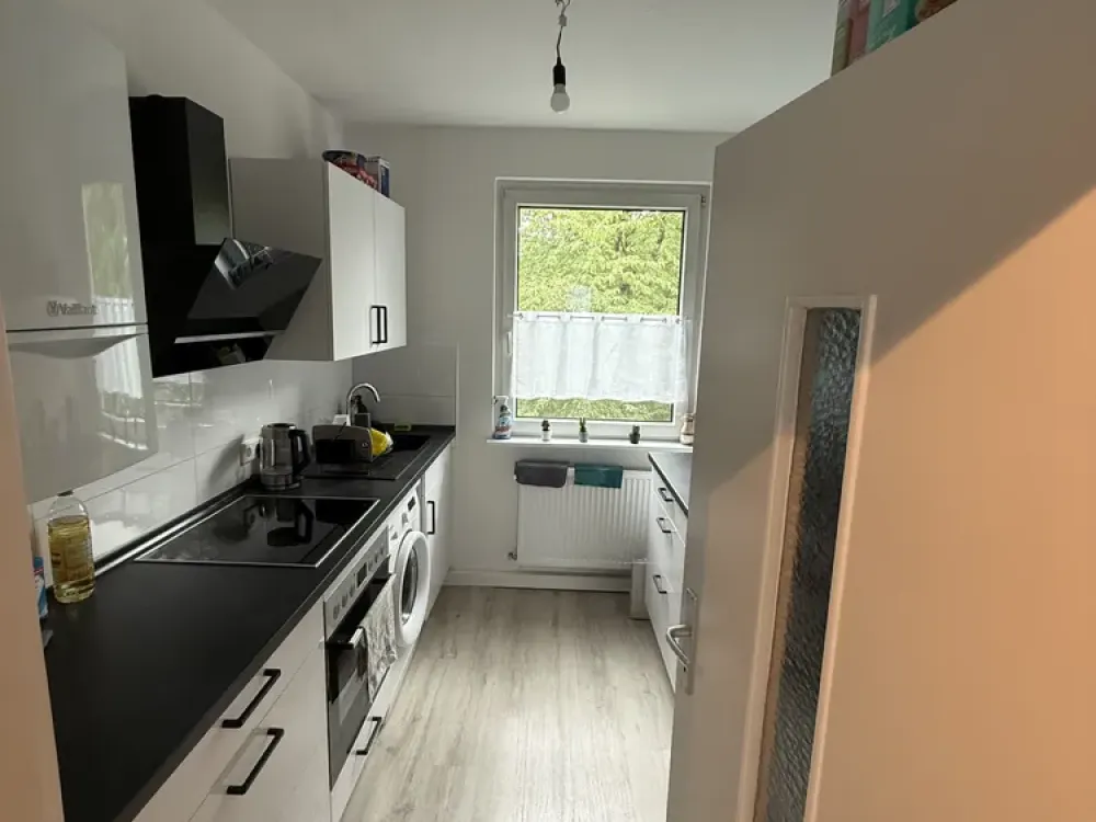 Freshly Renovated! 3.5 Rooms + Balcony Over the Roofs of Bochum! Directly on the U35