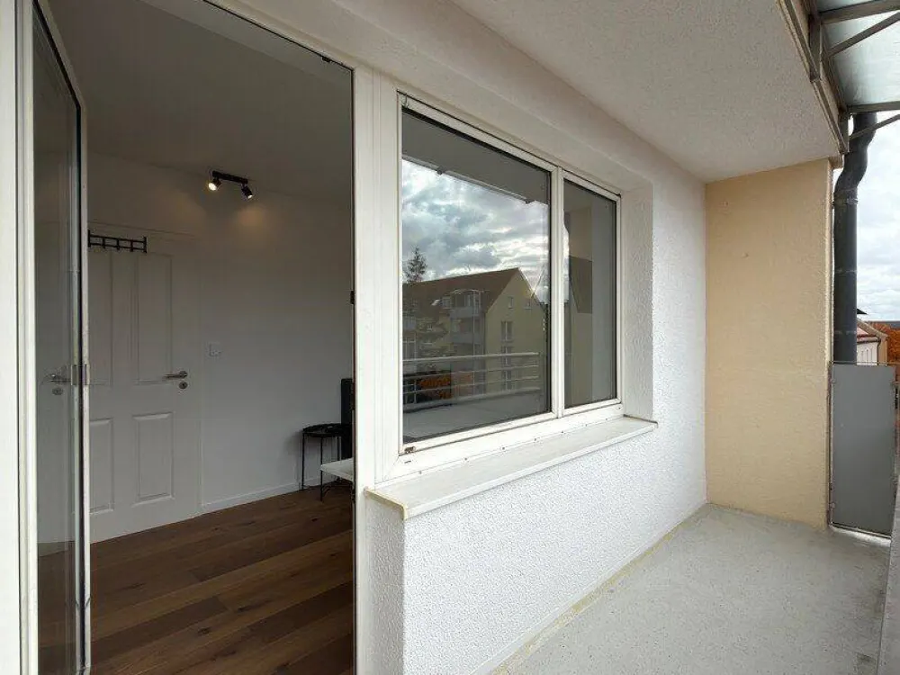 Shared Apartment Room with Private Balcony in Munich Giesing Fully Renovated in 4-Person Shared Apartment