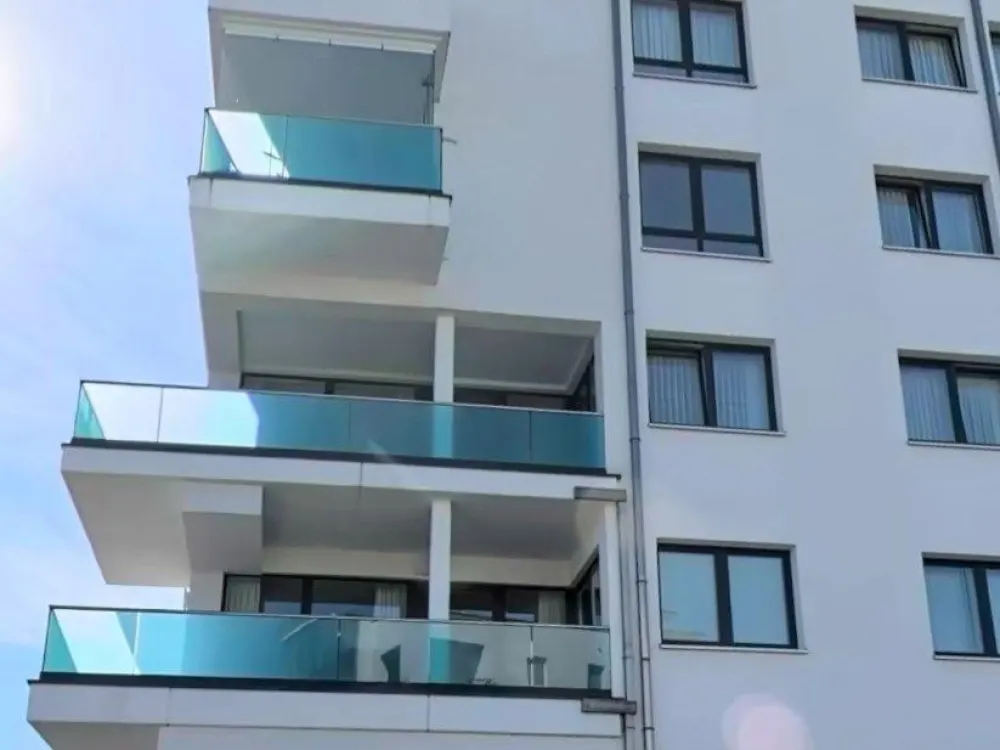 Nachmieter gesucht, schöne 90 m² Wohnung direkt am Hafen Rostock