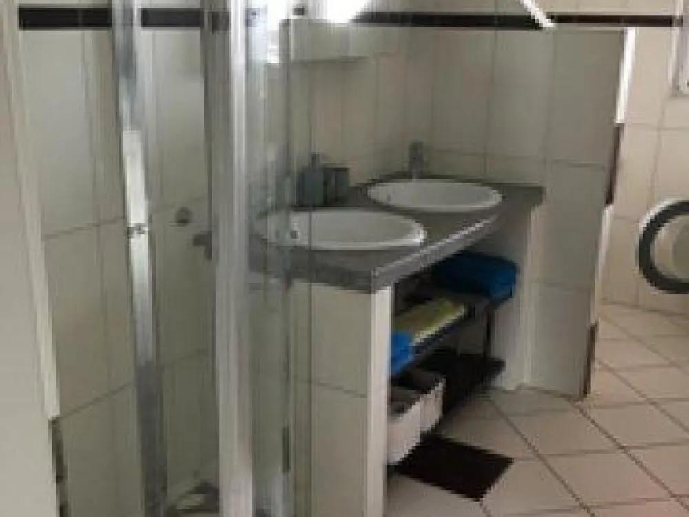 Nachmieter gesucht, schöne 90 m² Wohnung direkt am Hafen Rostock