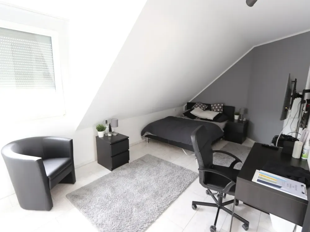 Exclusive Maisonette Apartment with Beautiful Distant View over Dortmund