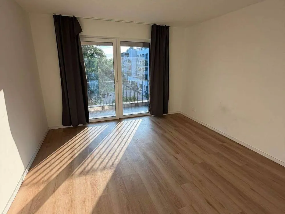 Dreamy 2-Room New-Build Apartment in Prime Location with Balcony