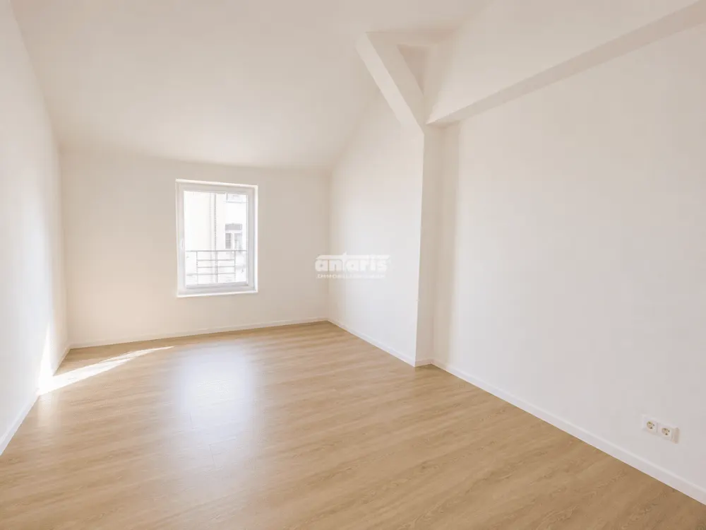 antaris Immobilien GmbH ** Altstadtflair trifft Wohnkomfort - 4 Räume im Herzen Erfurts! **