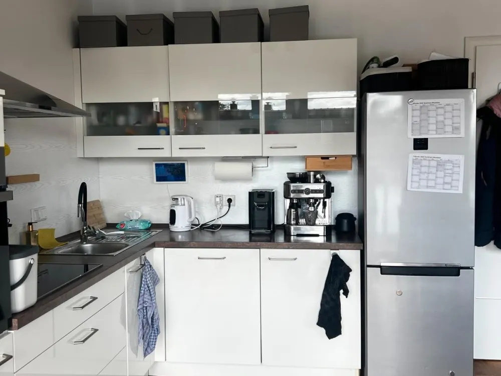 Beautiful 3-Room Apartment with Large Balcony in Little Tokyo