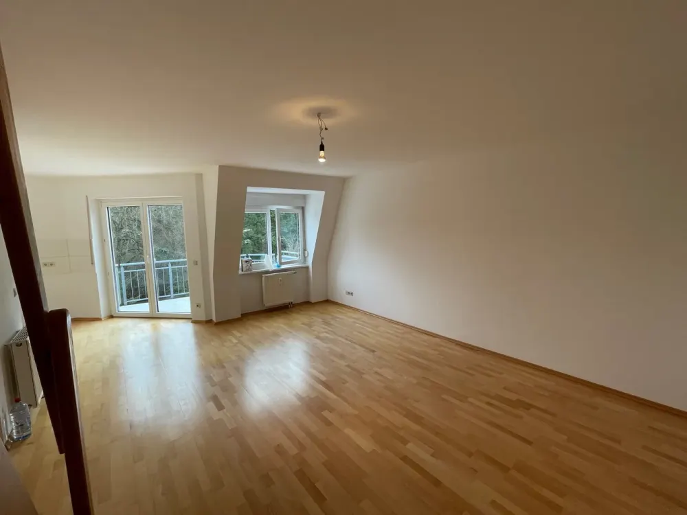 Wunderschöne helle 2,5 Zimmer Wohnung in Frankfurt Oberrad