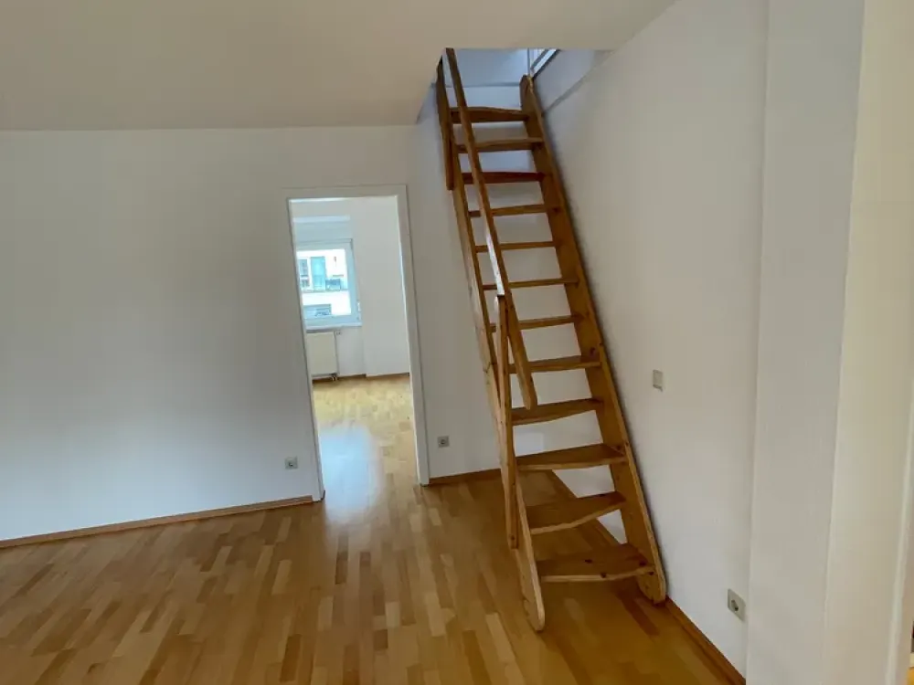 Wunderschöne helle 2,5 Zimmer Wohnung in Frankfurt Oberrad