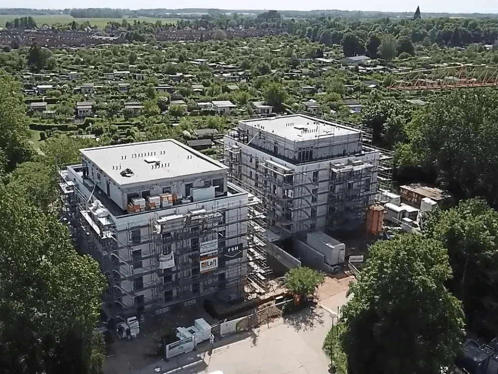 Barrier-free new apartment with 5 rooms, designer flooring, 4 balconies, 2 bathrooms, utility room, cellar, underground parking