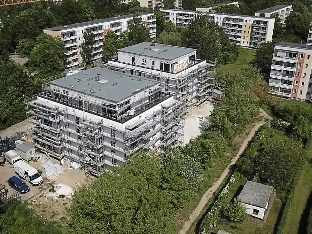 Barrier-free new apartment with 5 rooms, designer flooring, 4 balconies, 2 bathrooms, utility room, cellar, underground parking