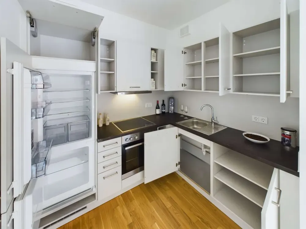 Central 2-Room Apartment with Balcony | Barrier-Free | MaryAnn