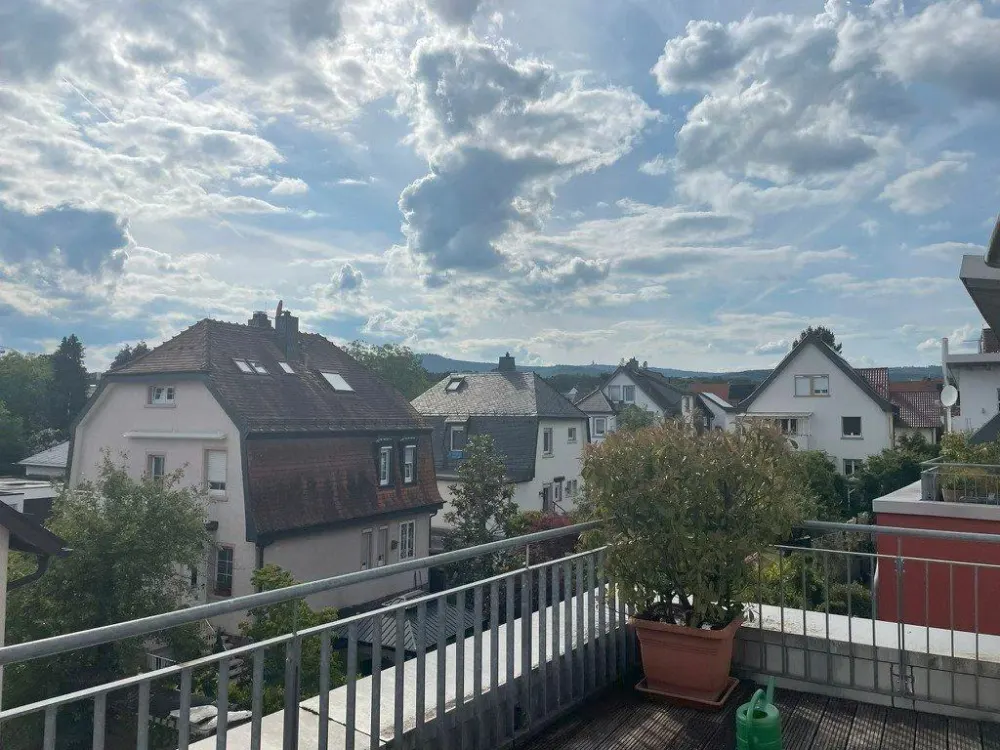 Maisonette Apartment with Sun Terrace in the Heart of Oberursel Ts.