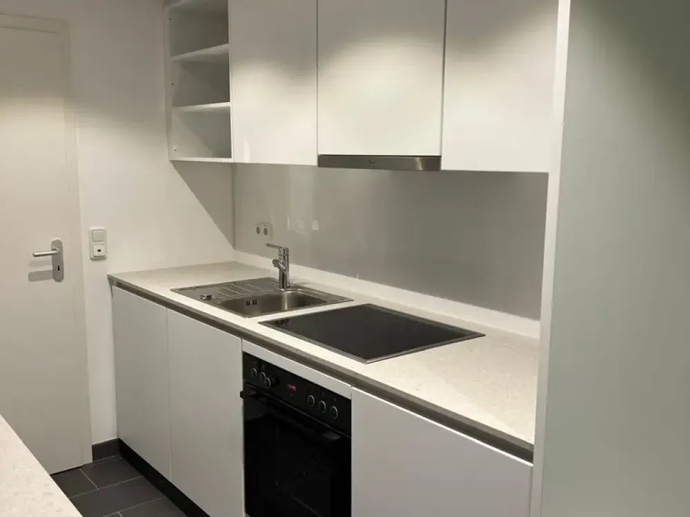 1-Room Basement Apartment with Shared Garden Use in München-Harlaching