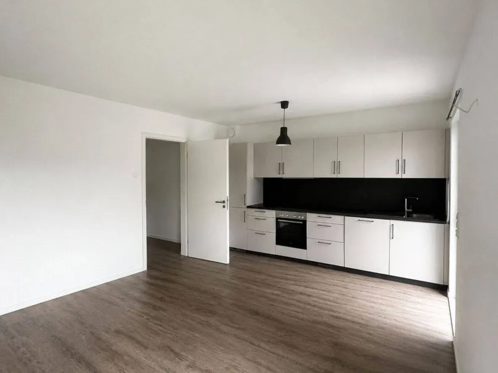 Like-new and bright 3-room apartment in popular location of Hamburg-Niendorf