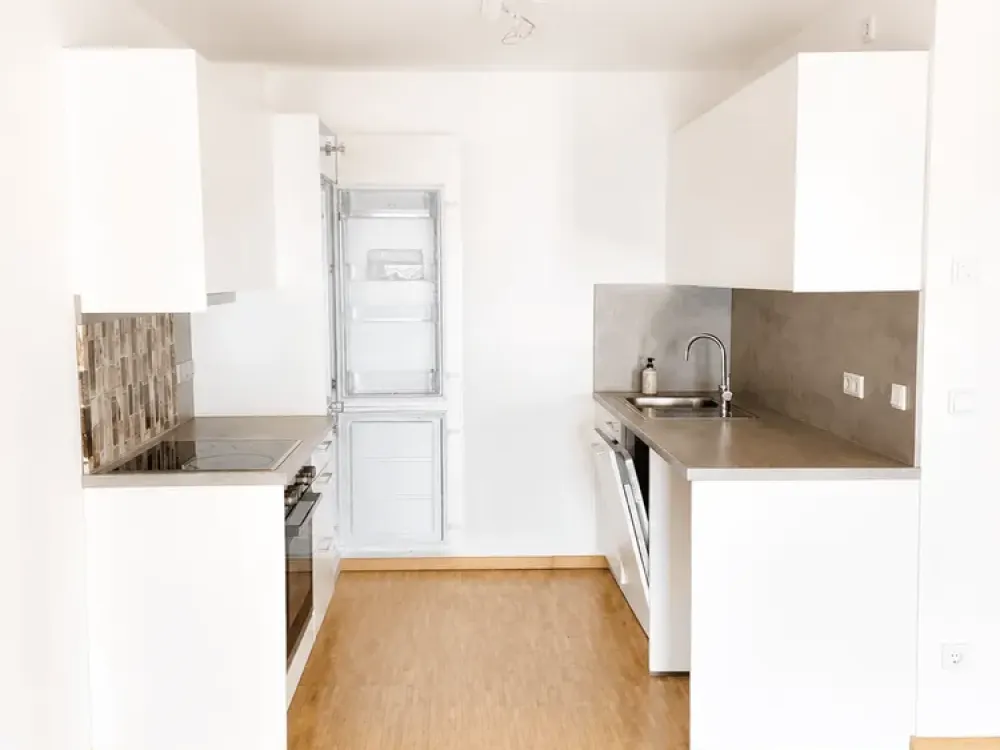 Exceptional 2-Room Apartment with High-Quality Features