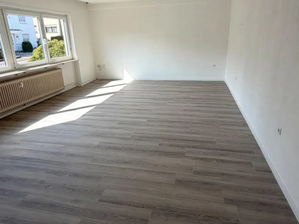 Beautiful 4-Room Kitchen-Bathroom Ground Floor Apartment in the Heart of Hanweiler